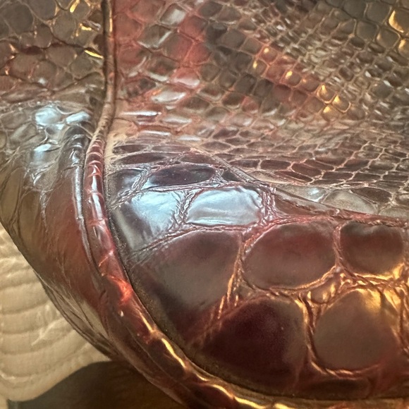 Danier Leather lambskin with crocodile print tote bag - Picture 6 of 11